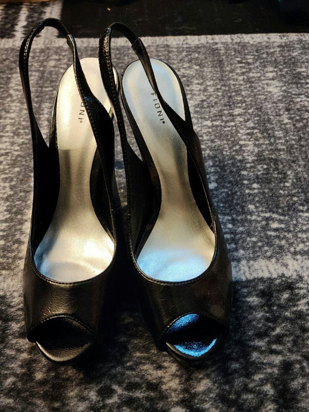 Fioni Black Peep Toe Slingback Heels – Size 6.5